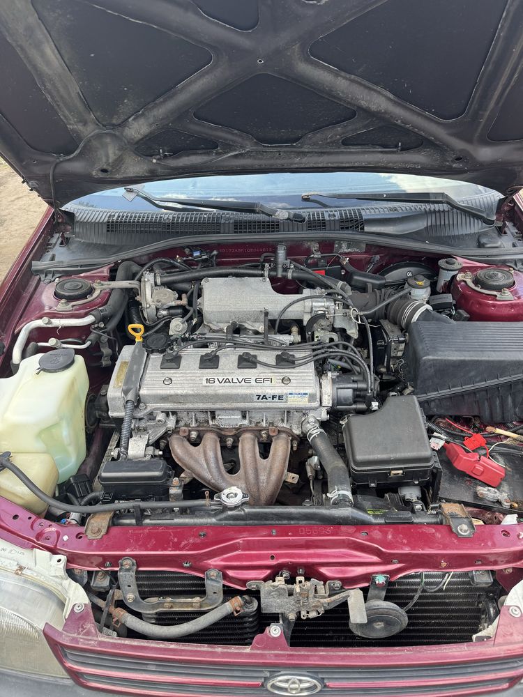 Тойота Каріна Е,Toyota Carina E