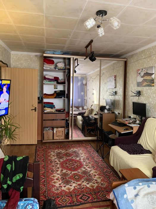 Продам квартиру 1к. Яворницьке