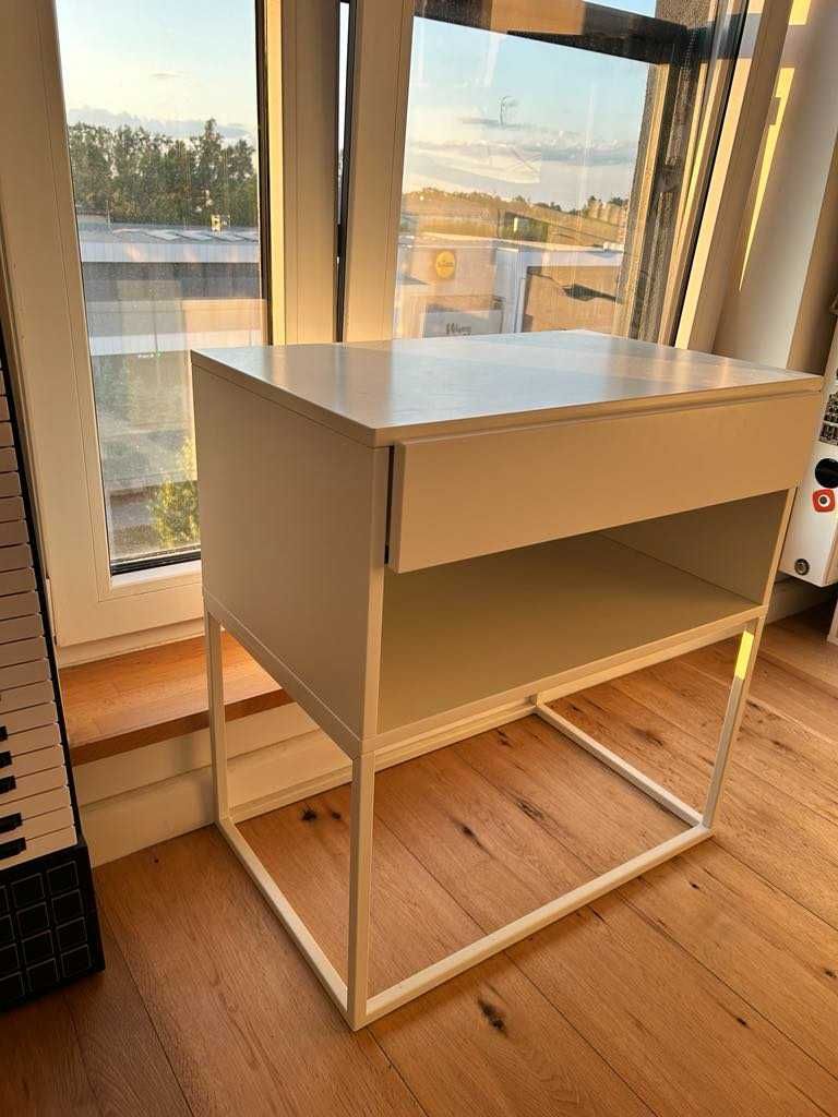 Stolik nocny ikea VIKHAMMER
