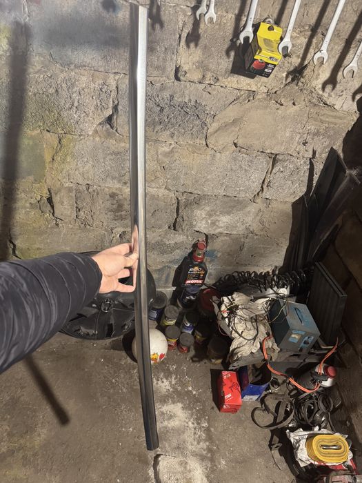 Молдинг На Теслу Модел 3