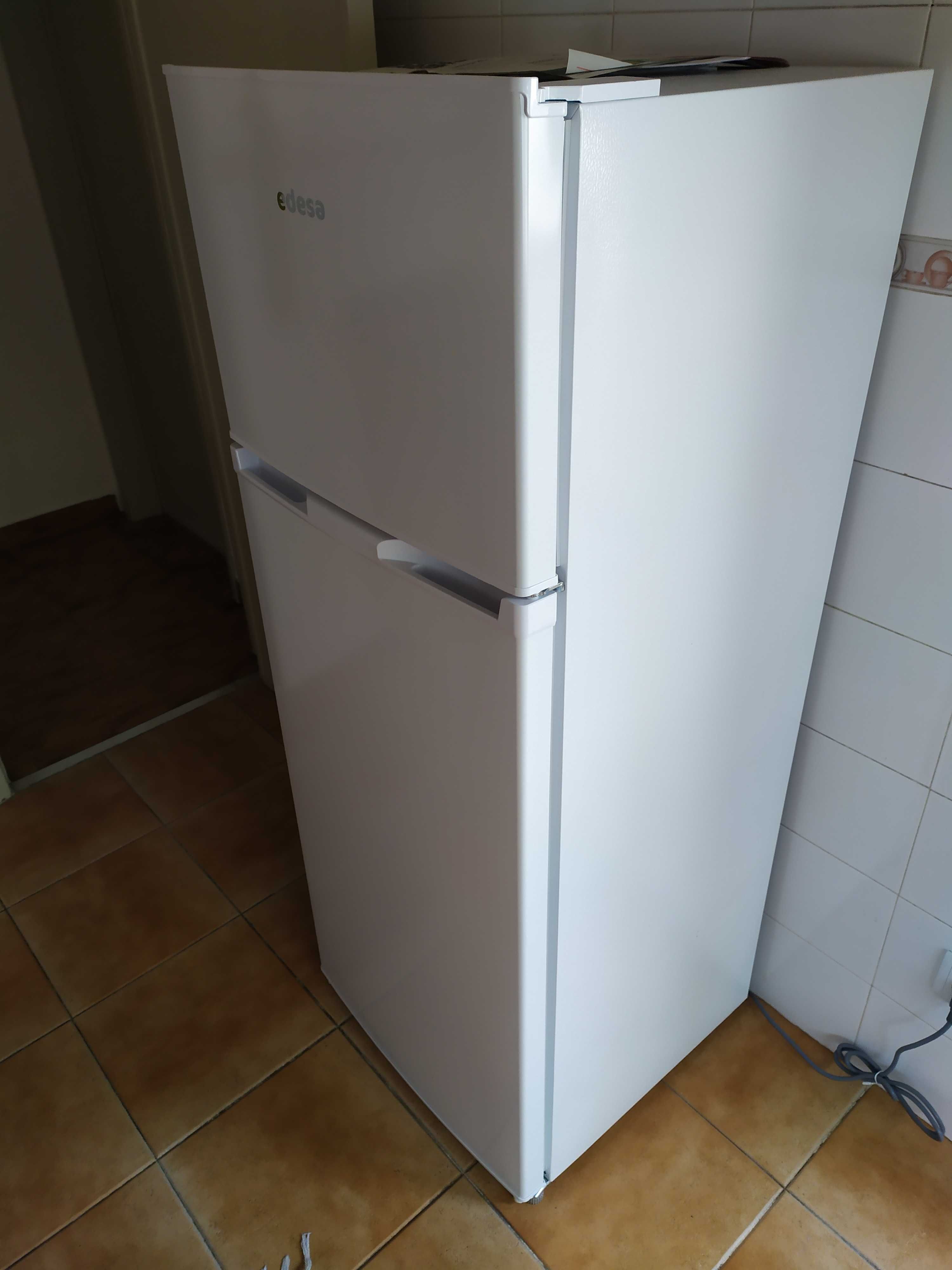 Frigorífico branco