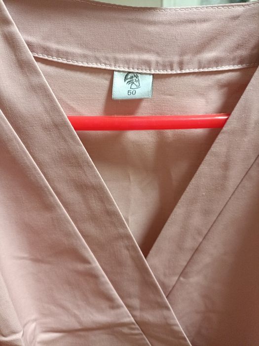 Халат медичний колір пудра 50-го розміру новий