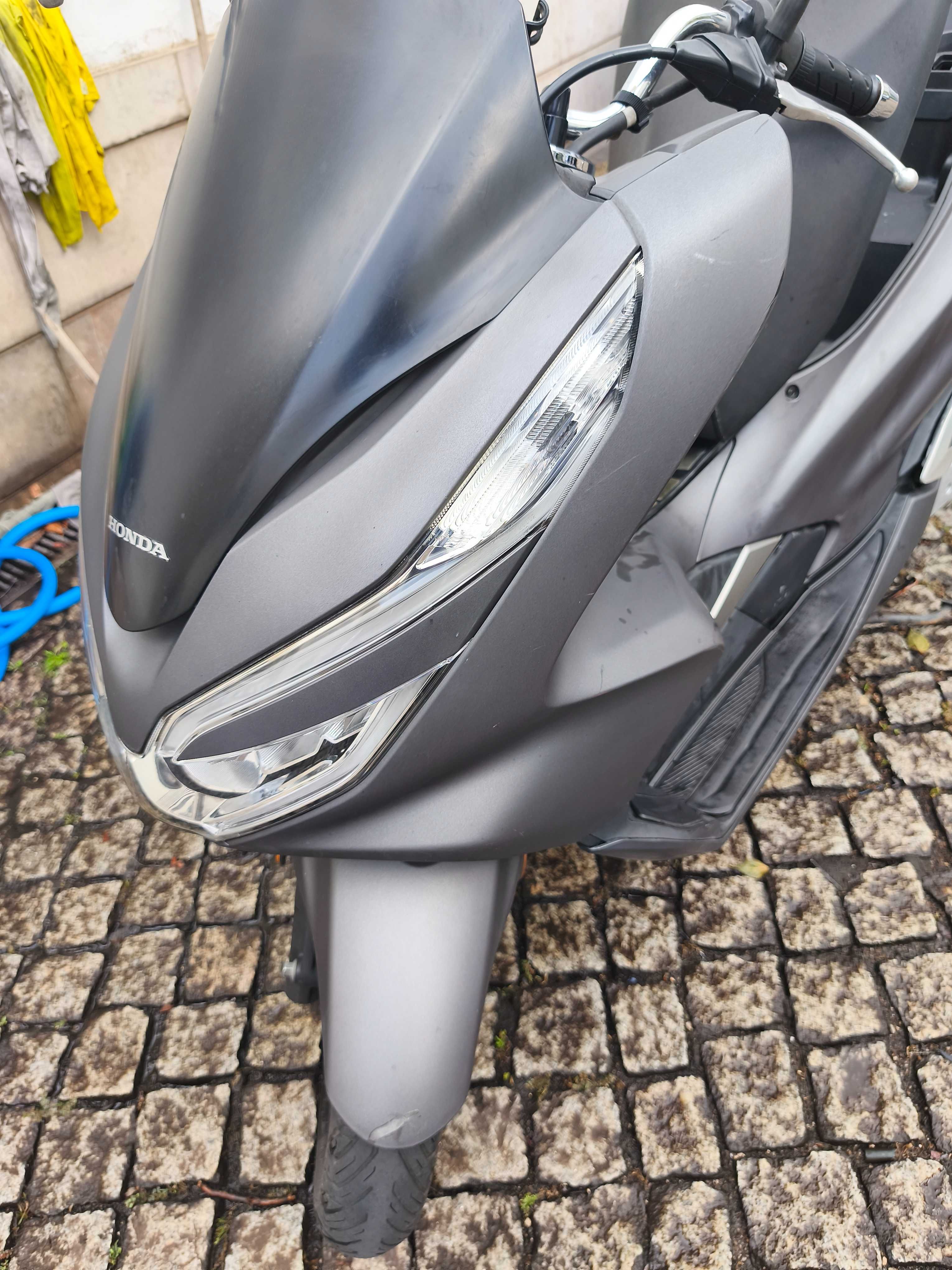 Honda PCX 125cc Bom Estado