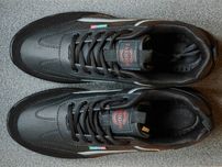 Buty sportowe rozm 43 lub 44. Długość wkładki 28.5cm.