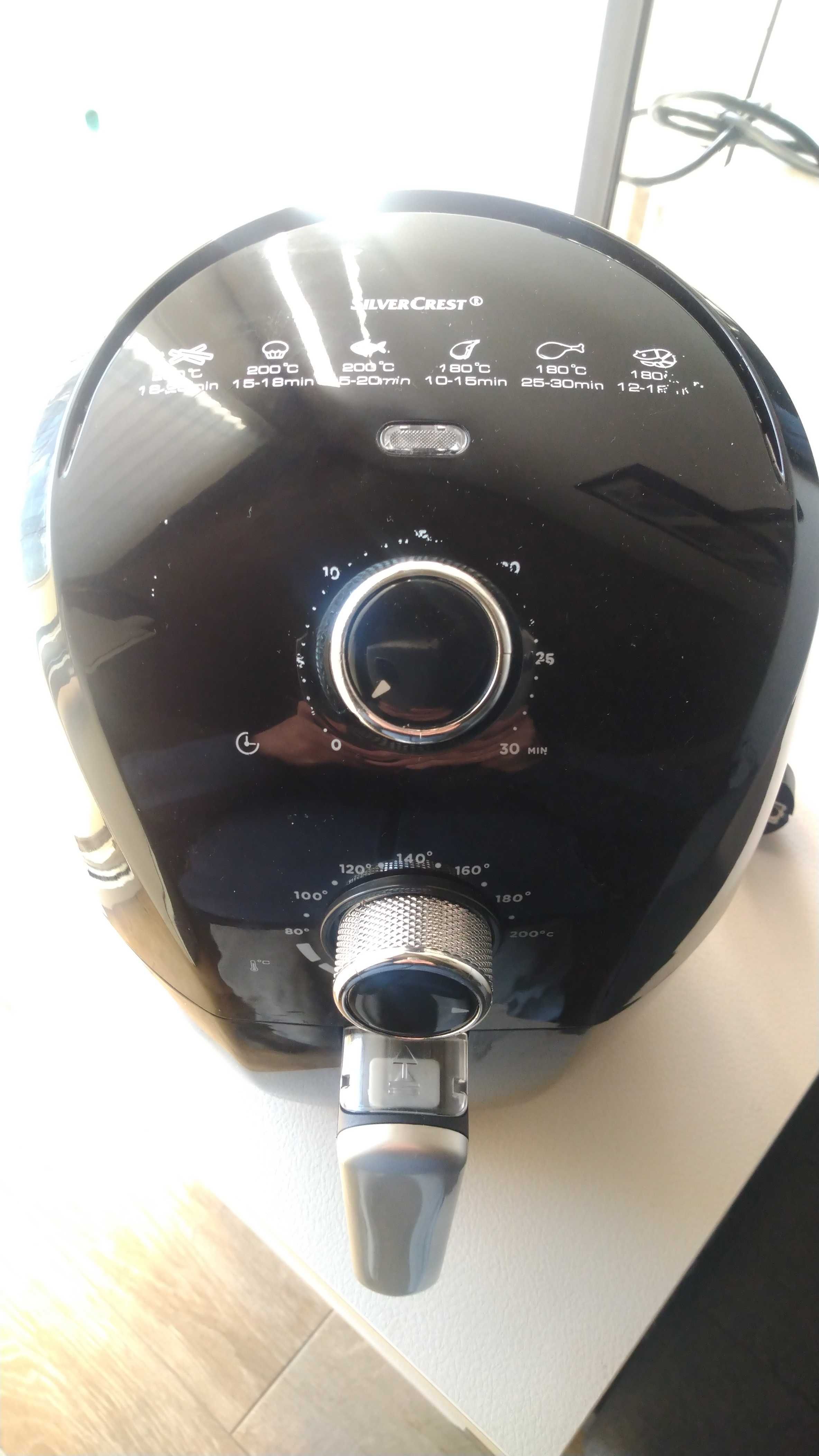 Air fryer. Impecavél, pouco uso.