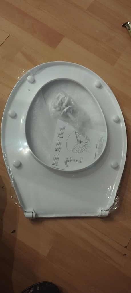Nowa deska sedesowa