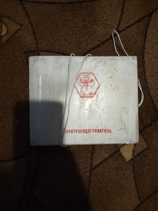 Електроподогрев для пчёл