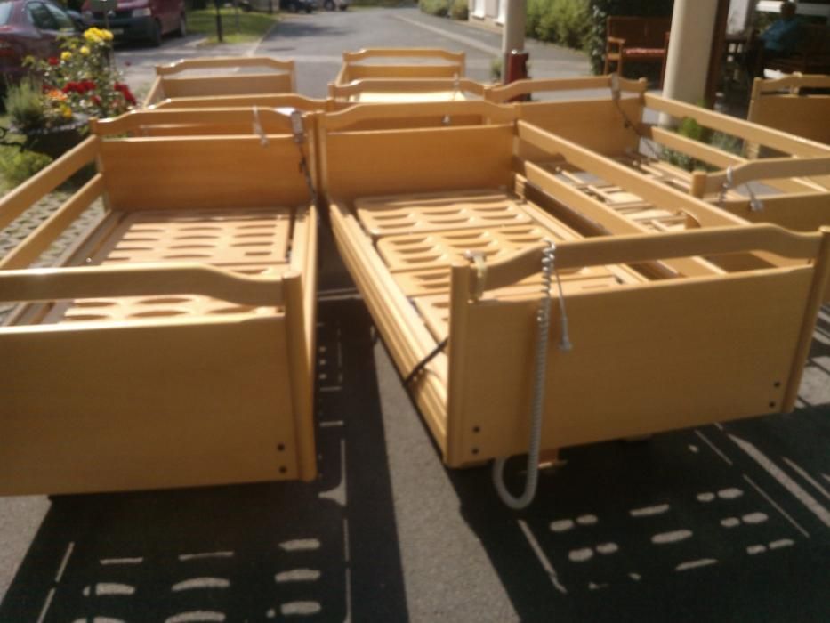 Domowe łóżko rehabilitacyjne Stiegelmayer + materac