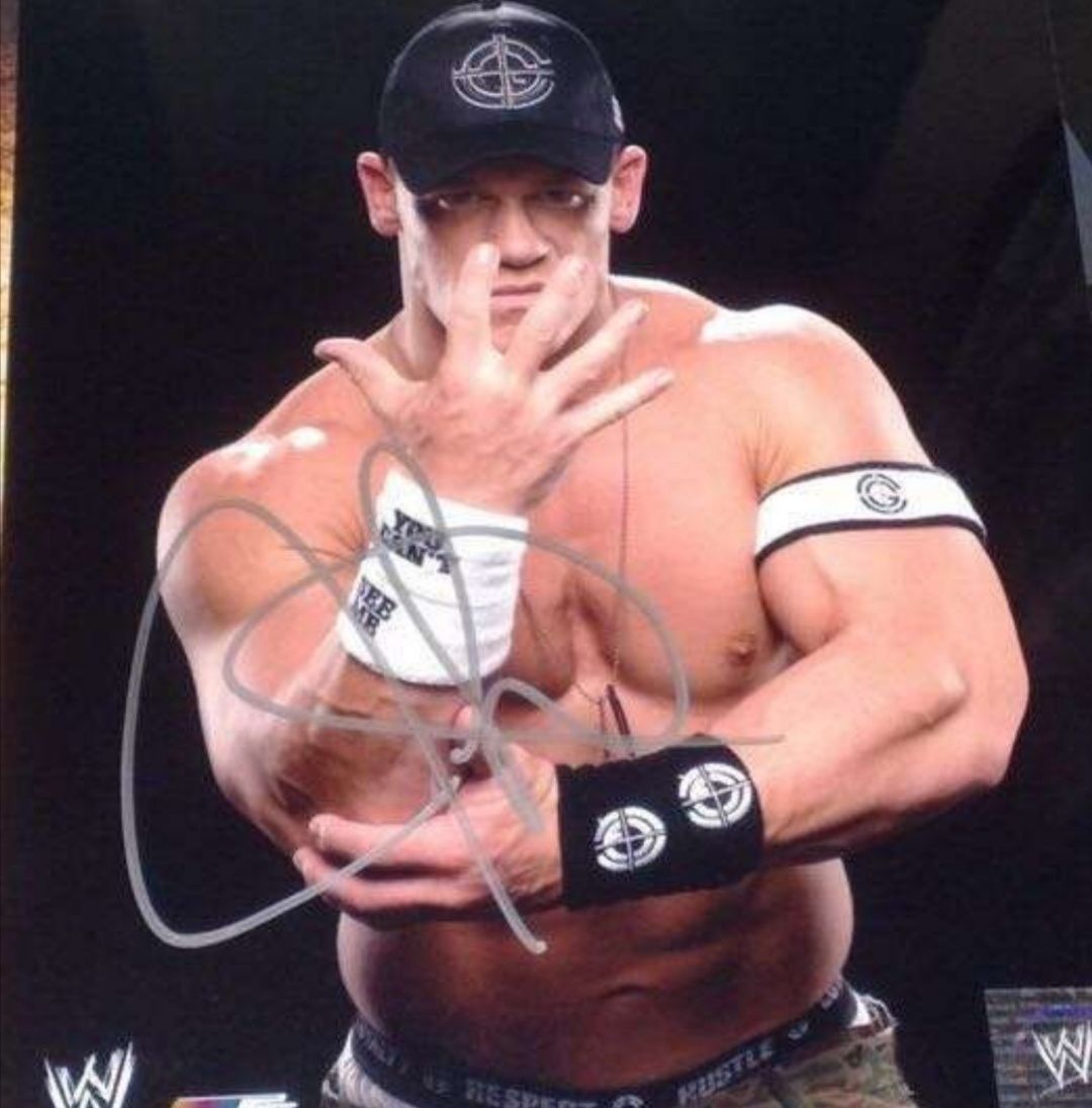 Pack WWE Cinto + fotos autografadas de 2 lutades (John Cena/Triple H)