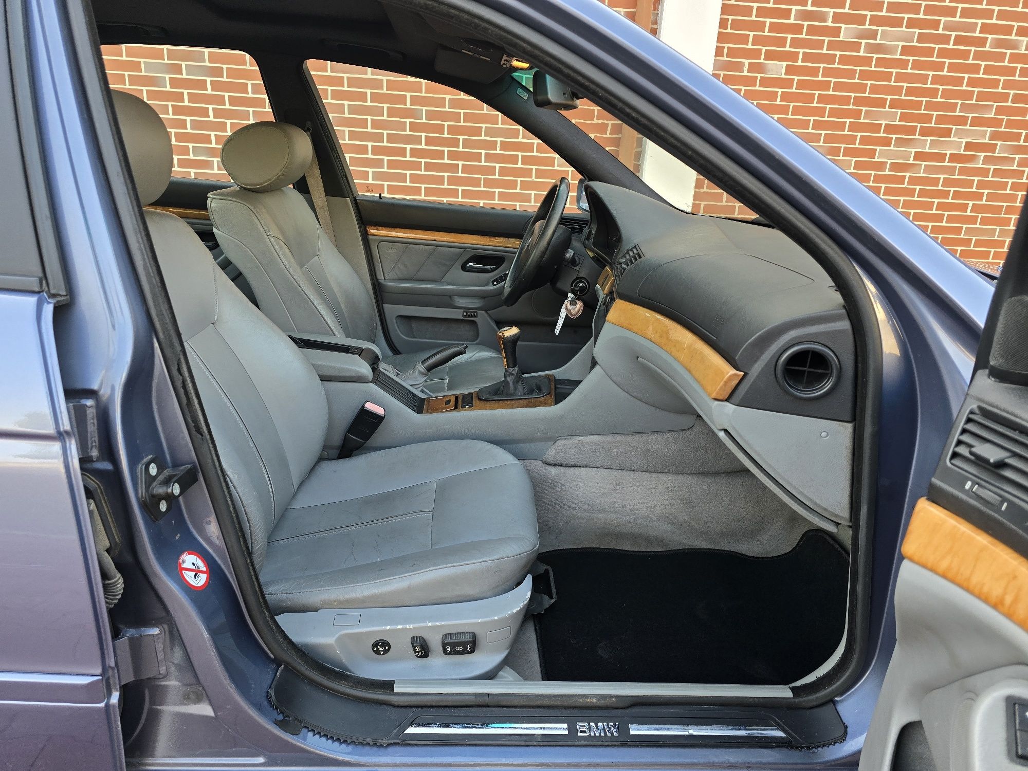 Bmw 520d 2.0 136cv E39 | Vidros Blindados