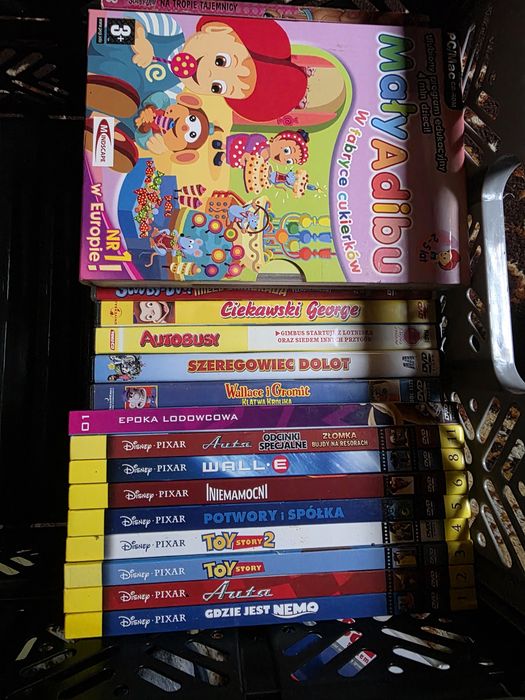 Sprzedam bajki na CD dla dzieci oraz kilka gier