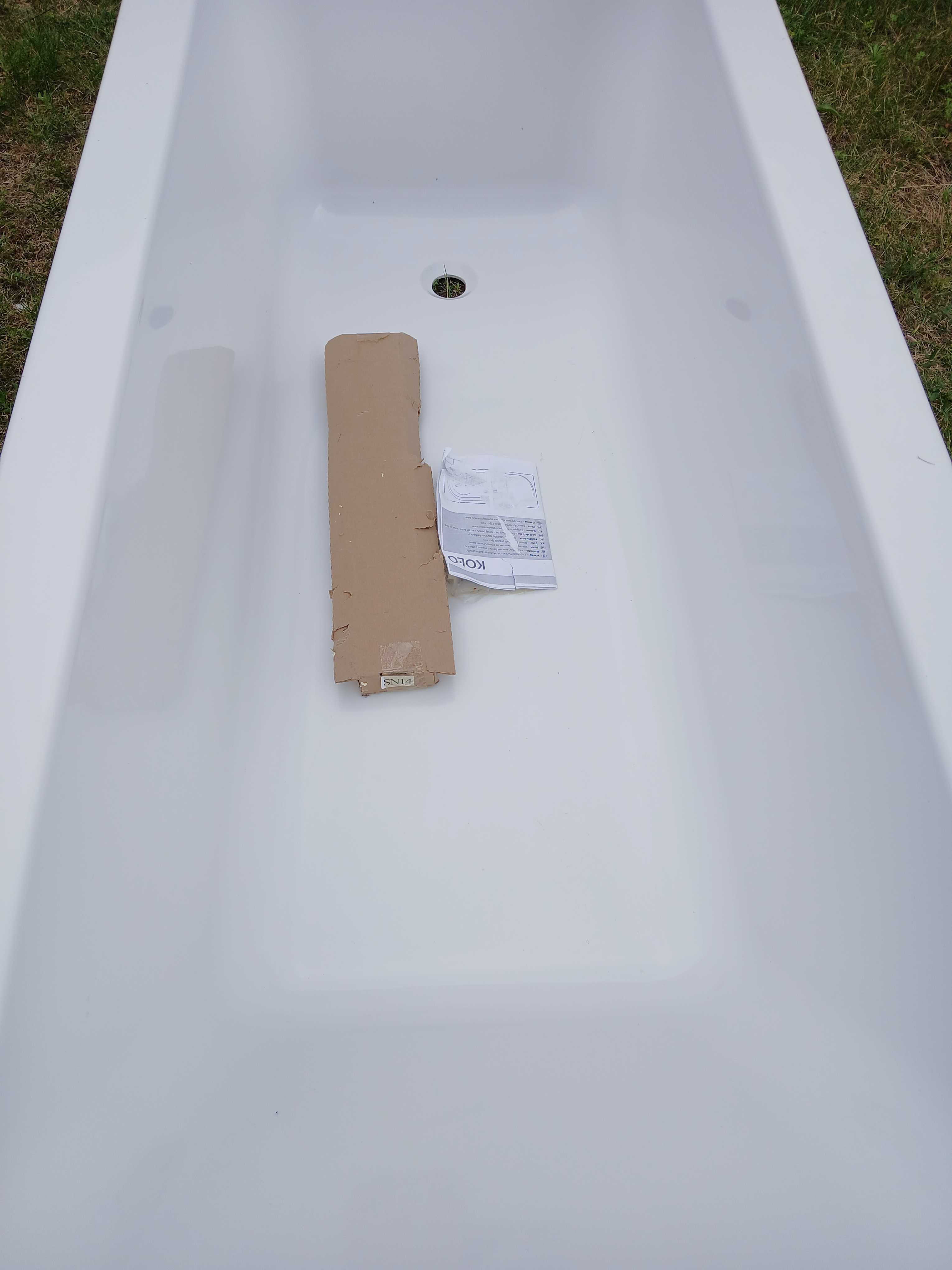 Wanna KOŁO 175 x 75 biała akryl