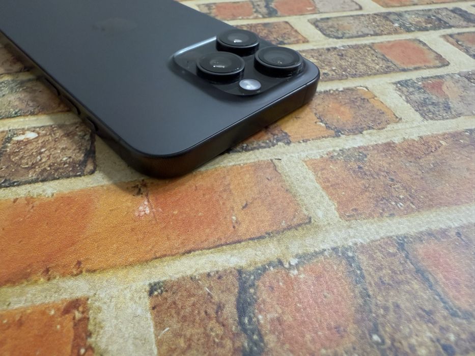 Iphone 15 Pro Max 256gb neverlock Global Titanium Black 870$