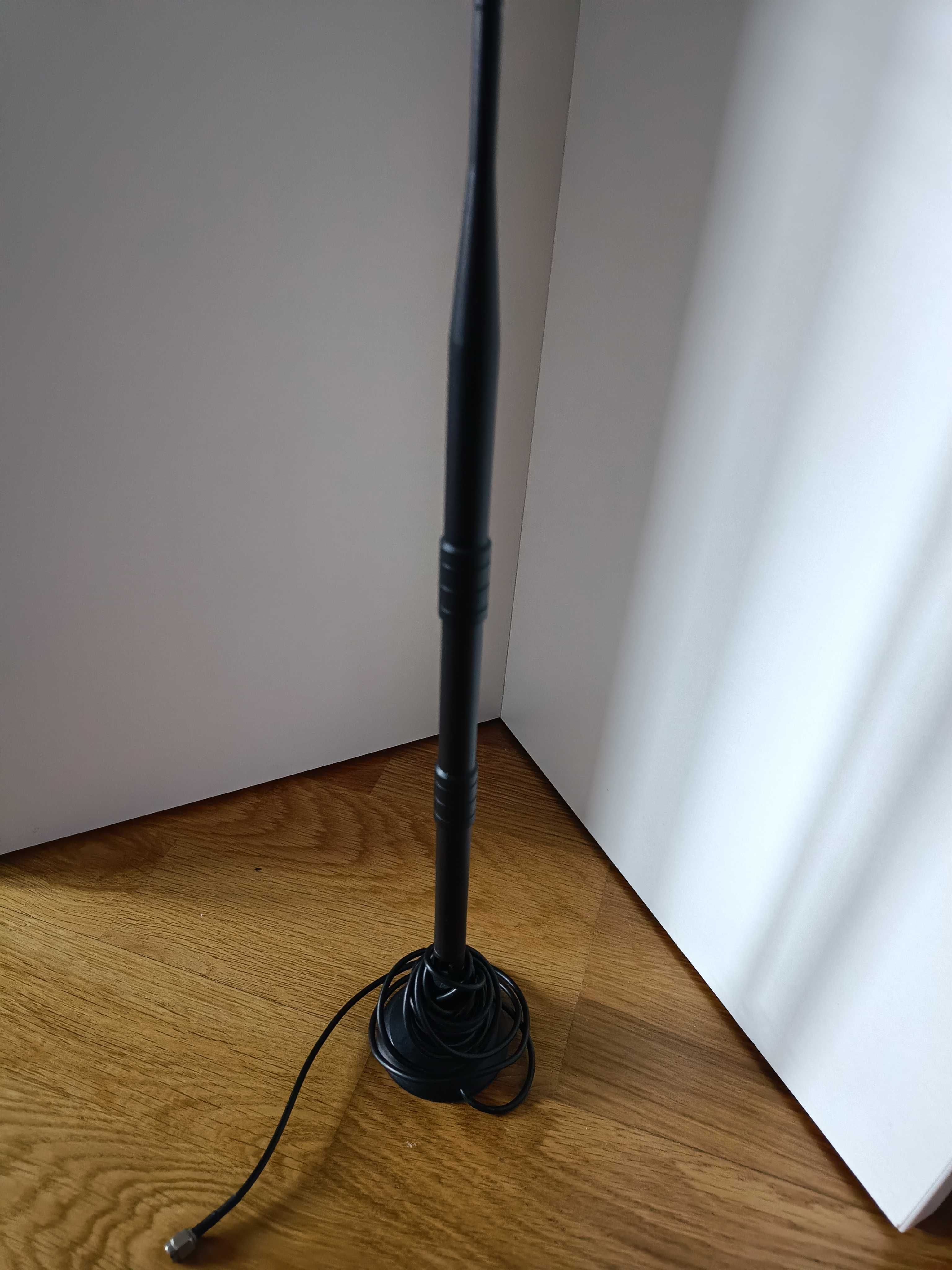 Antena WIFI z kablem