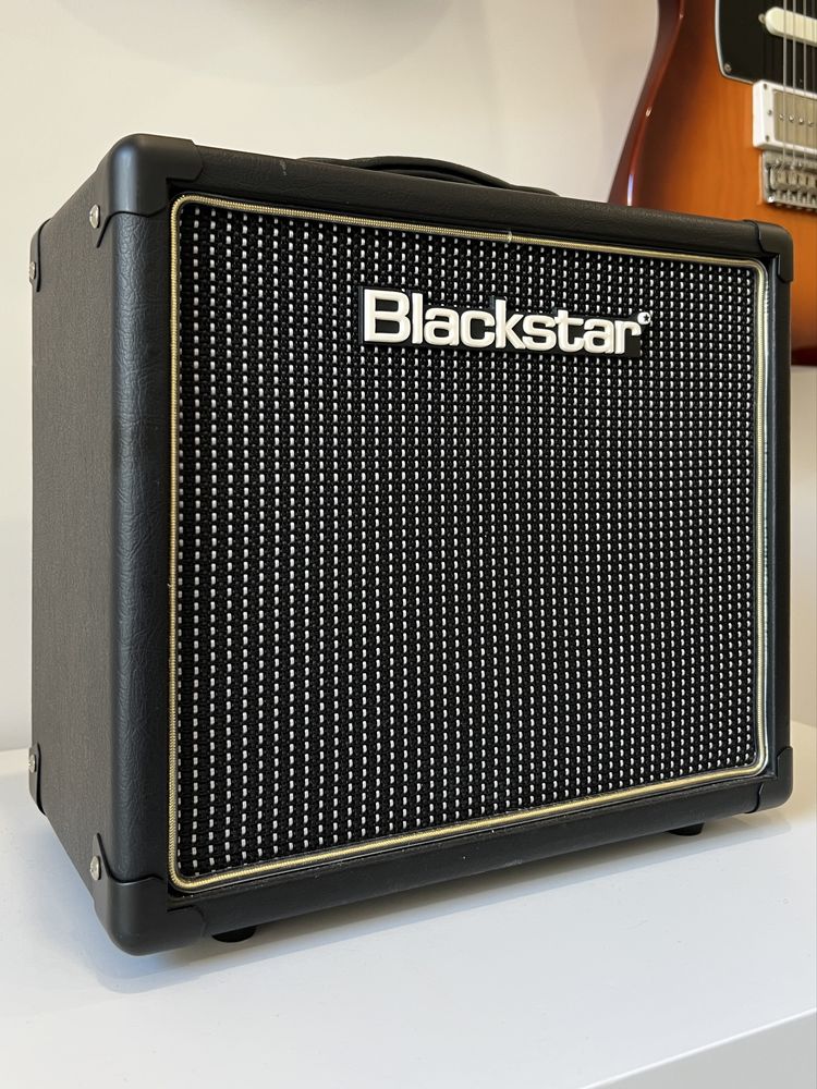 Amplificador valvulado Blackstar HT-1R