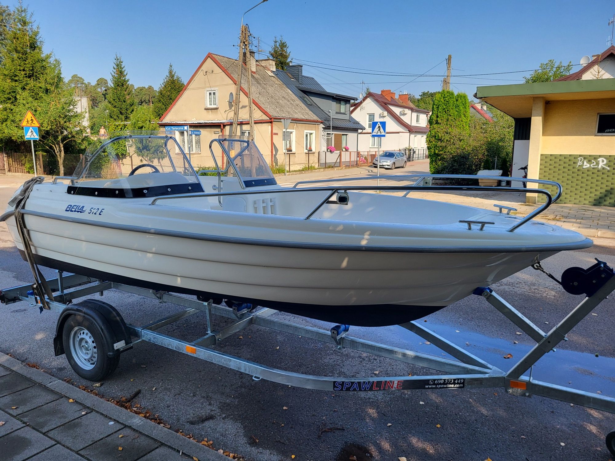 Lodz lodka motorowka Bella 512e Open bayliner quicksilver searay balt