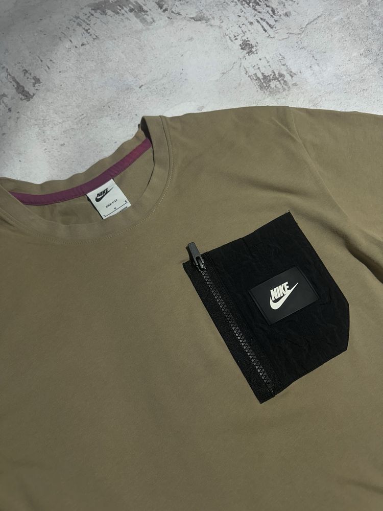 Футболка Nike dri-fit, розмір L