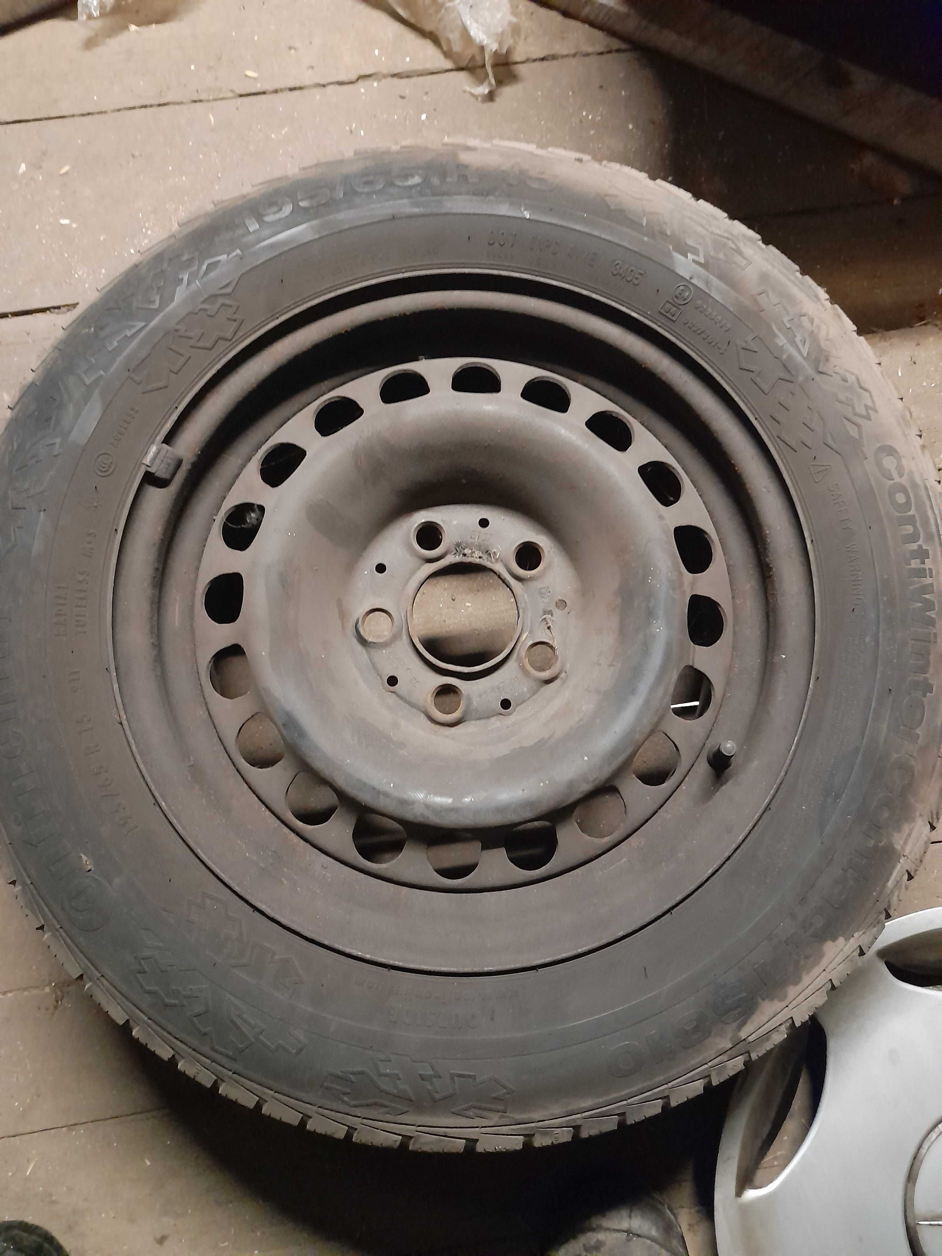 Koła felgi stalowe 195/65 R15 kołpaki mercedes c180