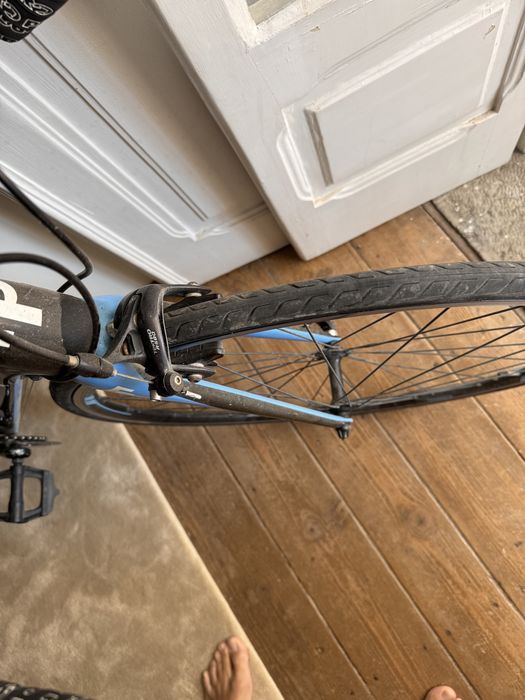 Bicicleta de estrada em carbono