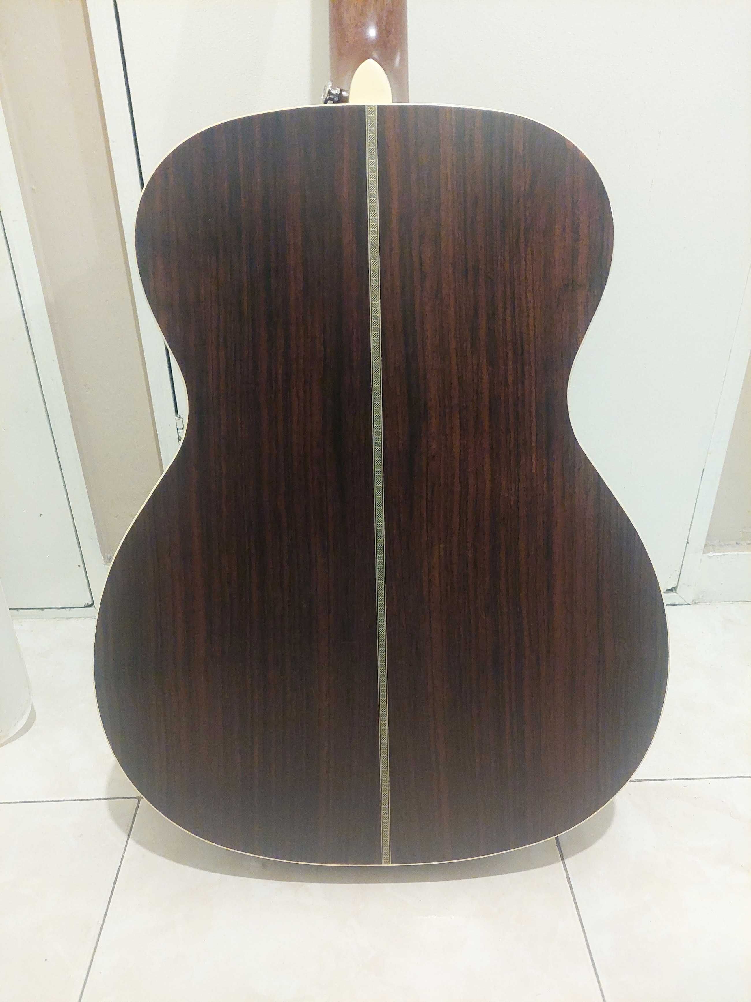Harley Benton Custom Line CLA-28V