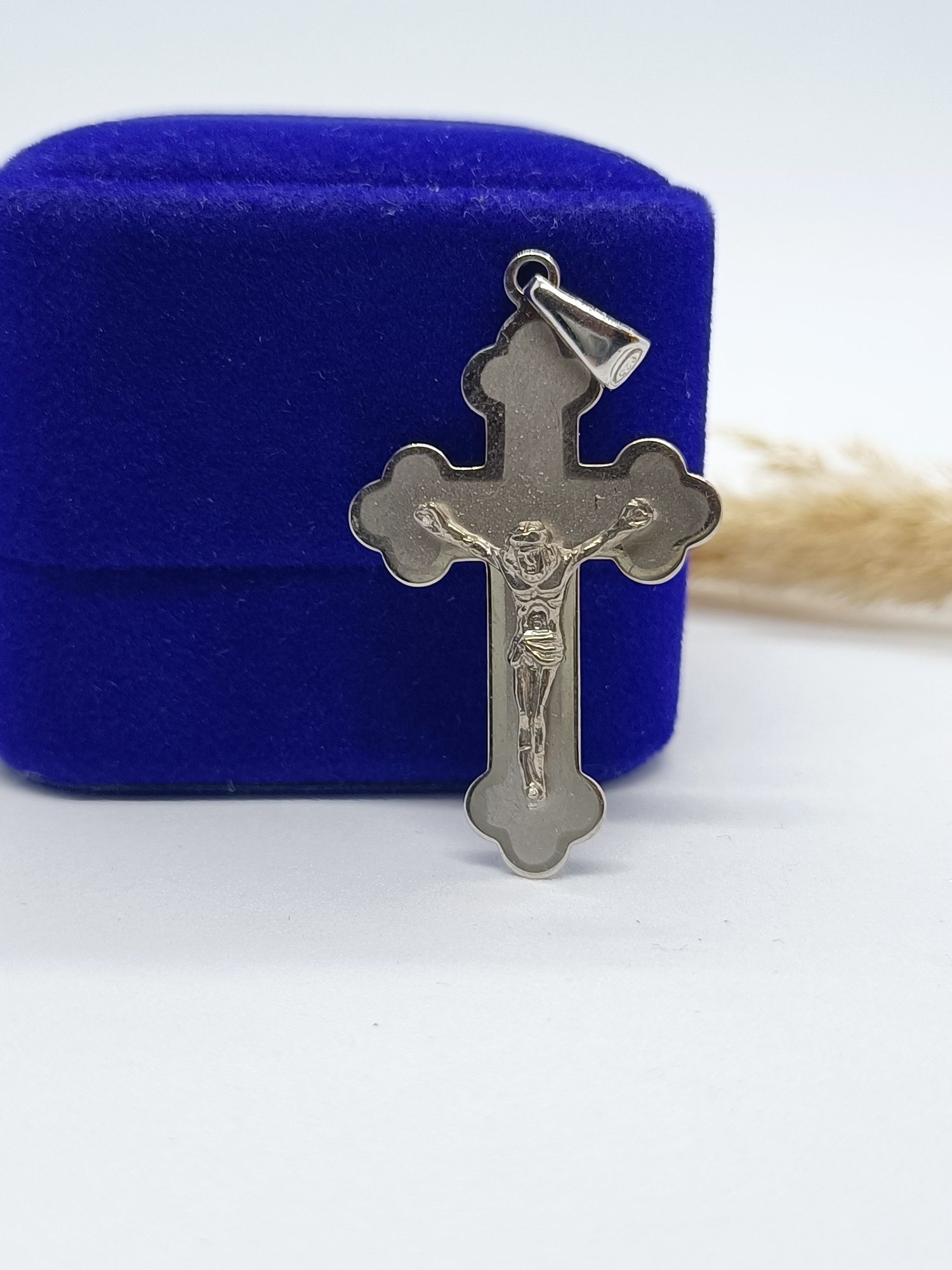 Zawieszka ze srebra, srebro 925, krzyżyk