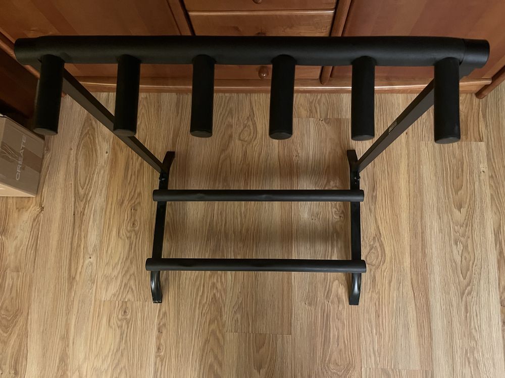 Suporte para cinco guitarras