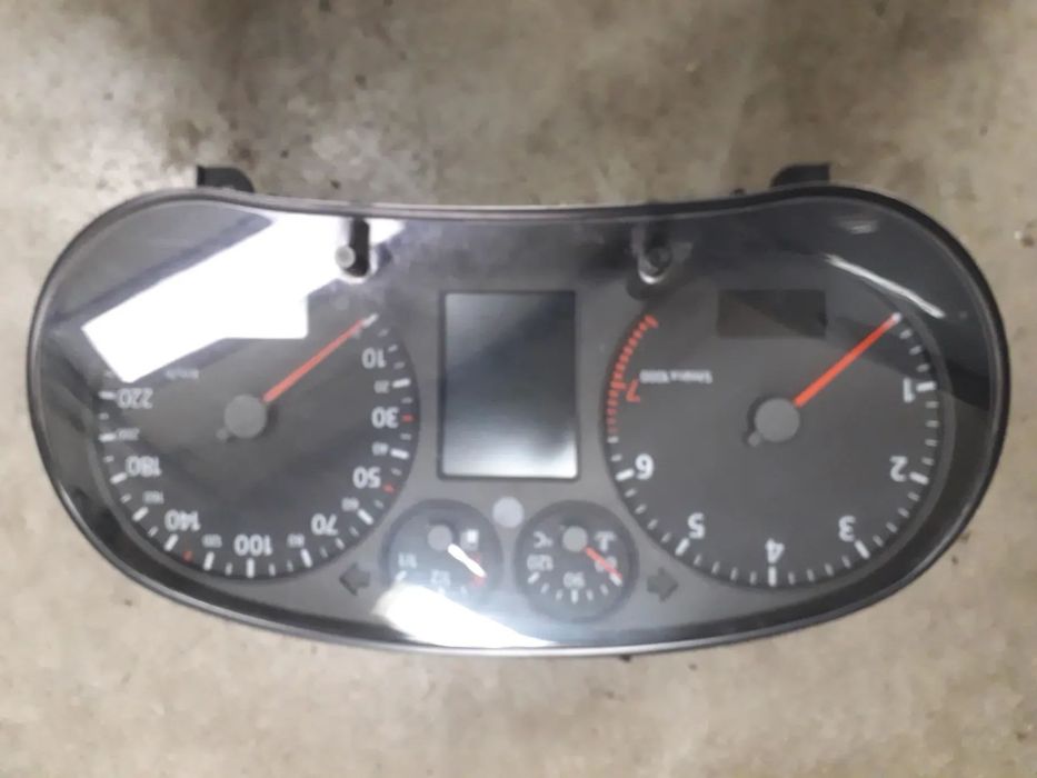 licznik 8L0920931F A3 8L 1.6 lift AVU