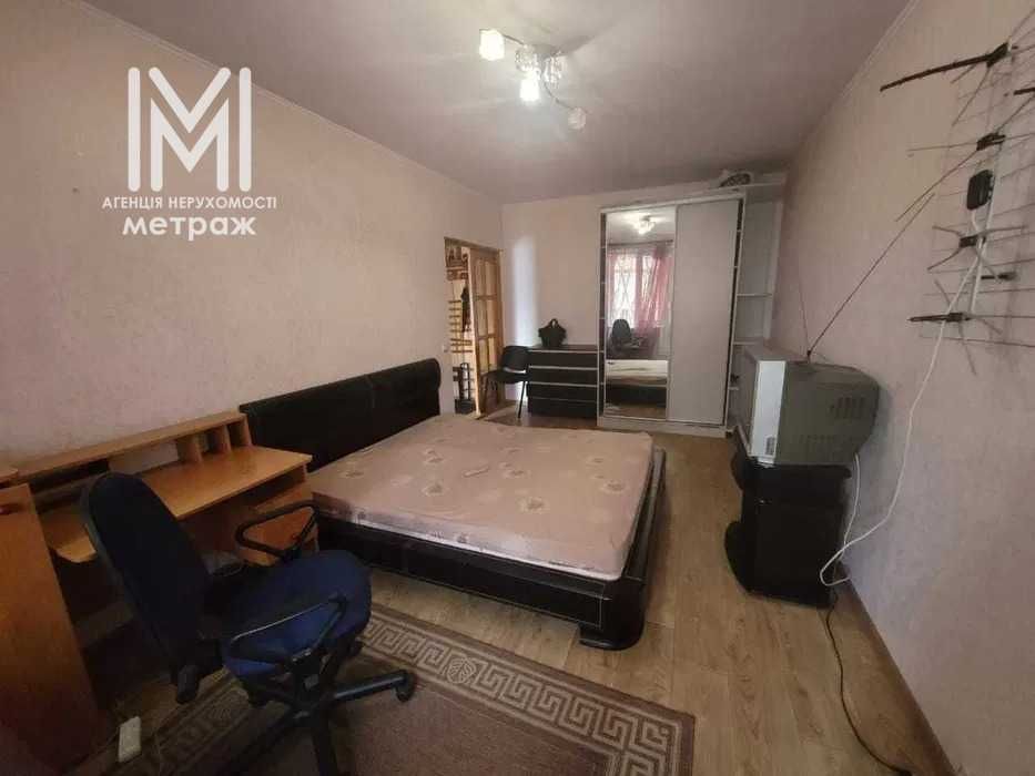 Продам 1 к. квартиру Салтовское Шоссе Академика Барабашова Сертификат