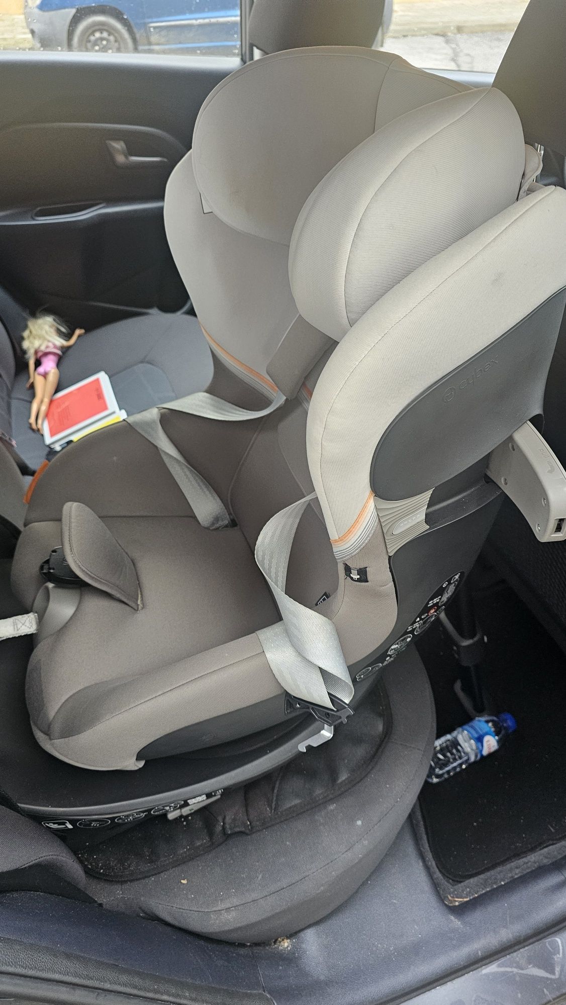 Cibex Sirona SX2 Cinza com base ISOFIX