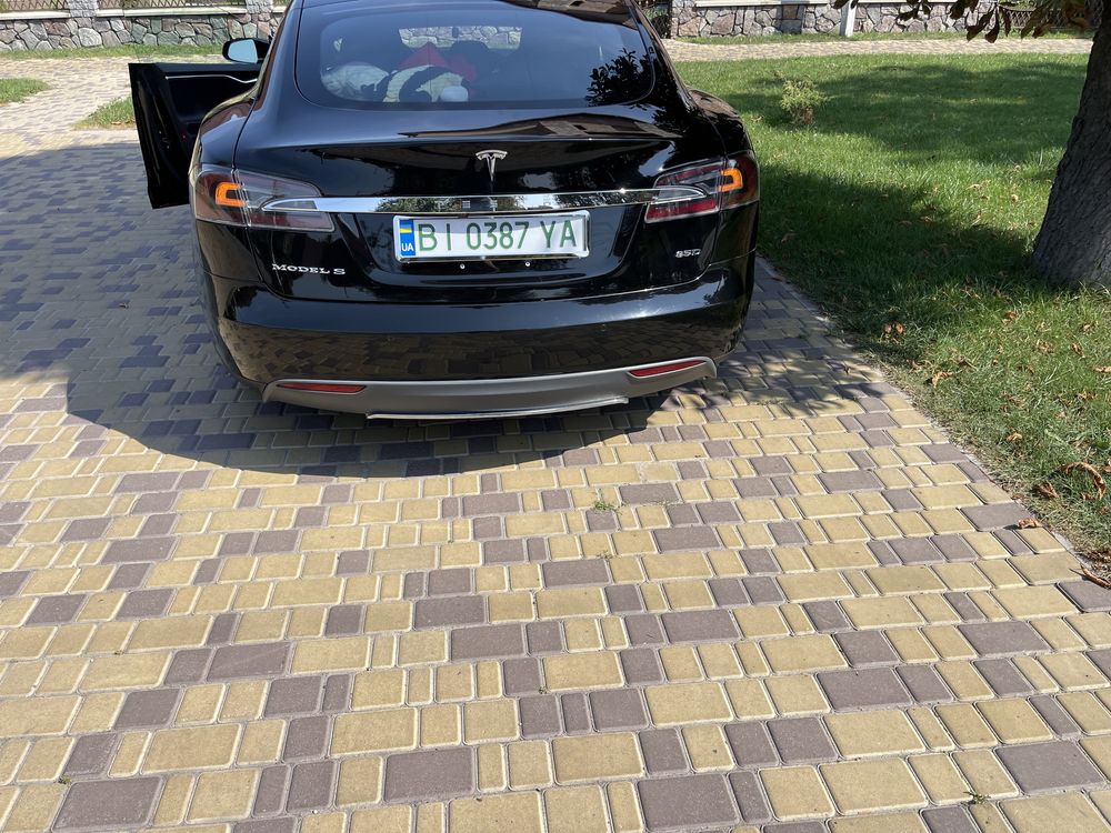 Тесла модель s Tesla modelS