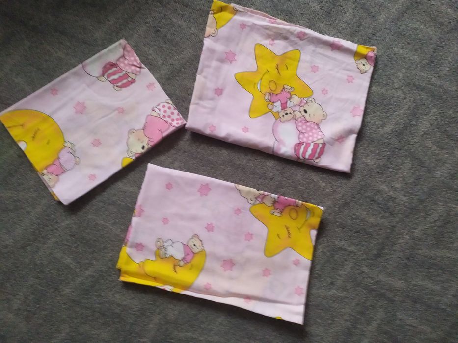 Комплект постільної білизни та ковдра