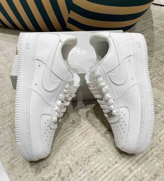 Nike Air Force 1 Low '07 White EU 40