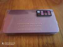 REVOLUTION SHADOW PALETTE De Fards 8 ślicznych cieni do powiek