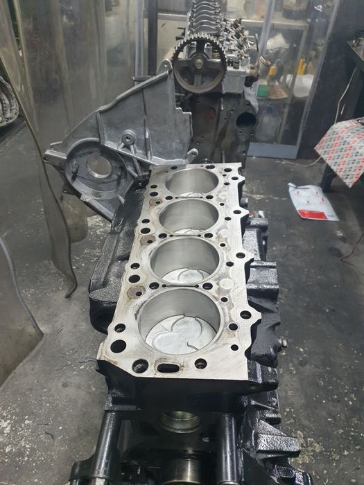 Блок в сборі 2.5tdi 4d56 Mitsubishi Pajero L200 Hyundai H100 Galloper