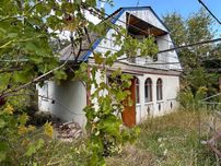 Продам дачний будинок