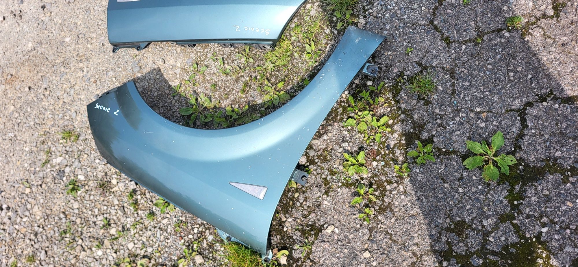 Renault Scenic 2  Błotnik Lewy Lub Prawy TED97  lampa Zderzak   Drzwi