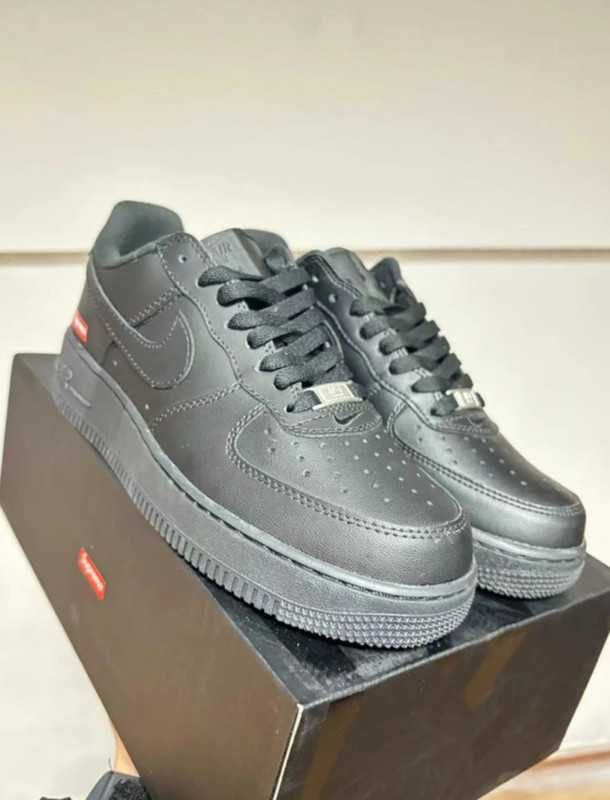 ButyDamskie NikeAirForce1Black Trampki Supreme Roz.44