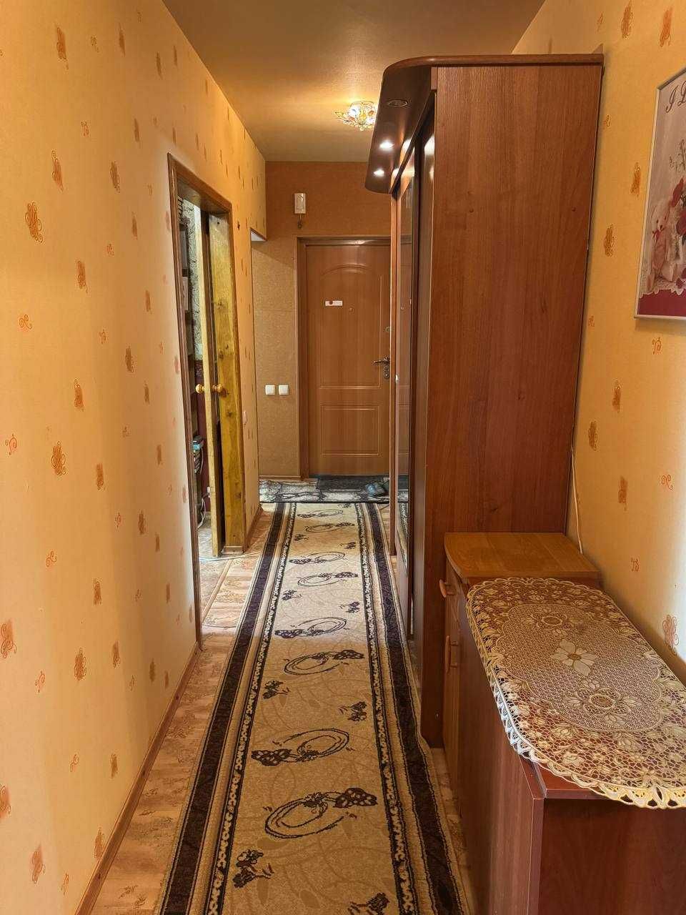 ПРОДАЖА 3-х комнатной квартиры БЕЛЯЕВА, 111 (м-н "Лазурный")