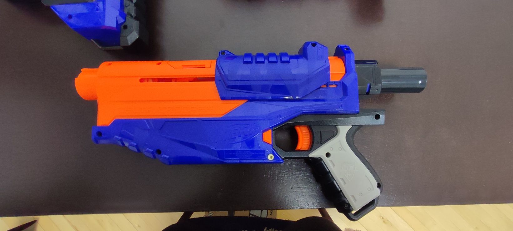 Nerf Delta Troper.