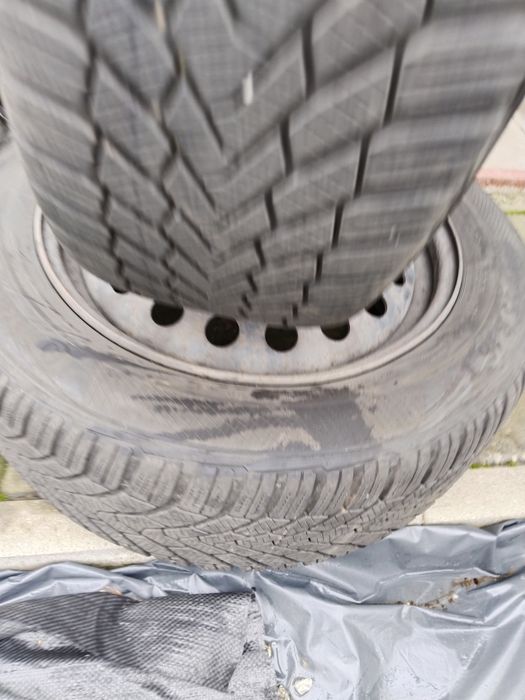 Felgi stalowe Megane 2 z oponami zimowymi 205/55/16