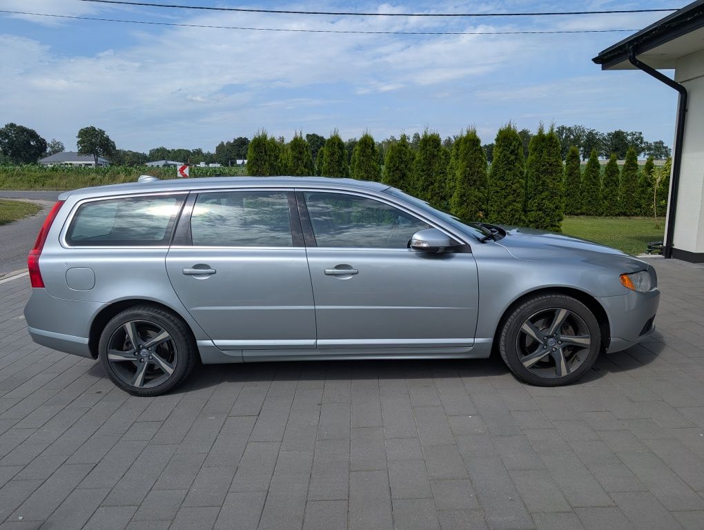 Volvo V70 2011 D3 163KM 5 cylindrów wersja Momentum