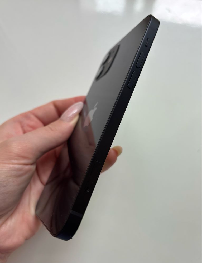 Apple Iphone 11, 11 pro,12 на запчастини Айклауд