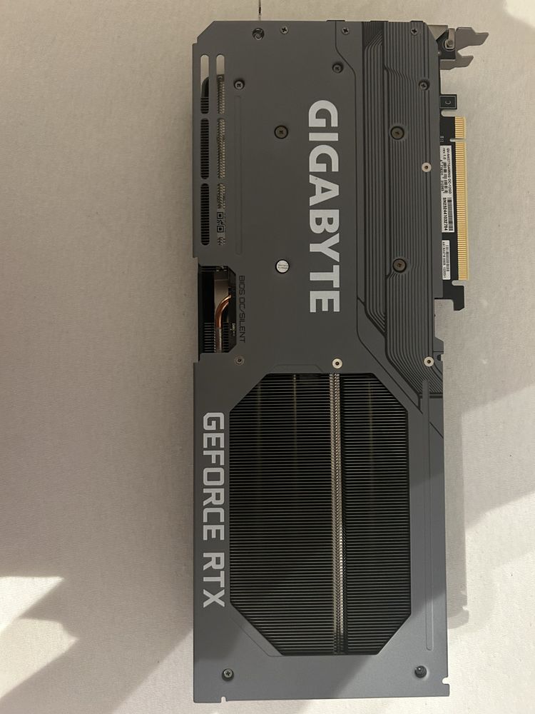 Geforce Rtx 4070 ti gigabyte Gaming OC