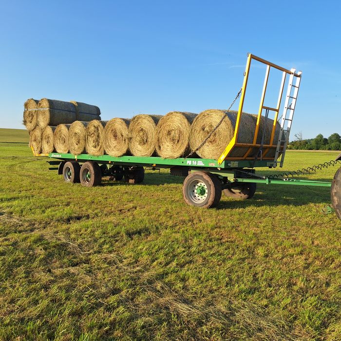 Sprzedam siano 120x125 transport