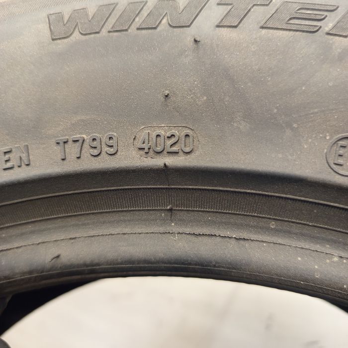 225/55R17 Pirelli Sottozero 3