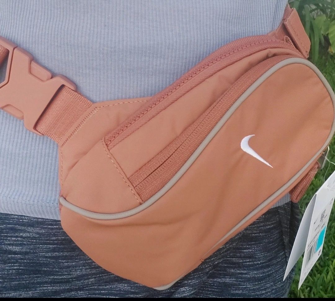 Bolsa Nike de ombro/ cintura