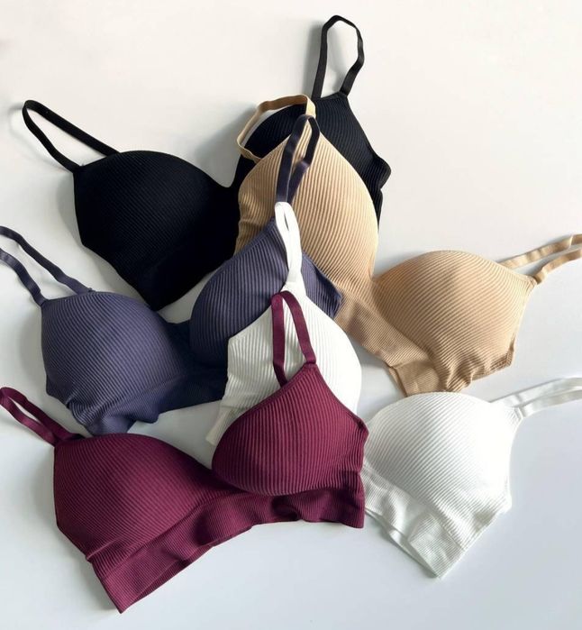 Топ-бюстгальтер Ouno 7502 в рубчик S/M, L/XL.