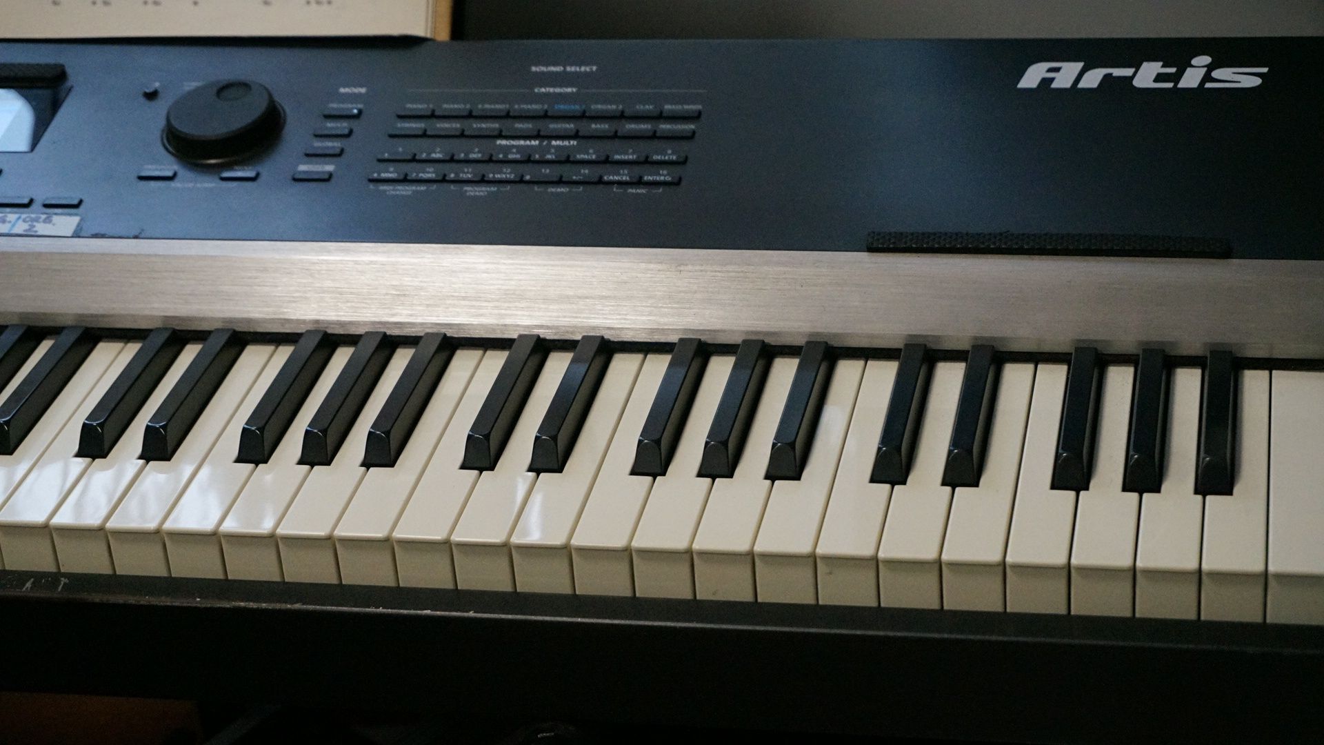 Kurzweil ARTIS+futerał. Używany. Bydgoszcz.