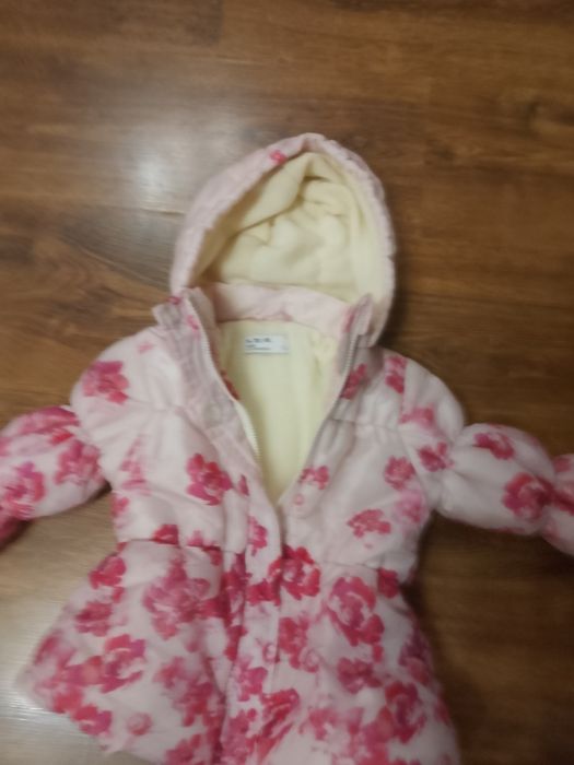 Kurtka zimowa dziewczęca r. 86