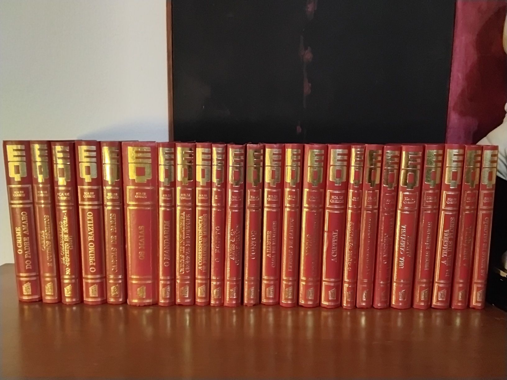 Livros Eça de Queiroz 24 volumes encadernados